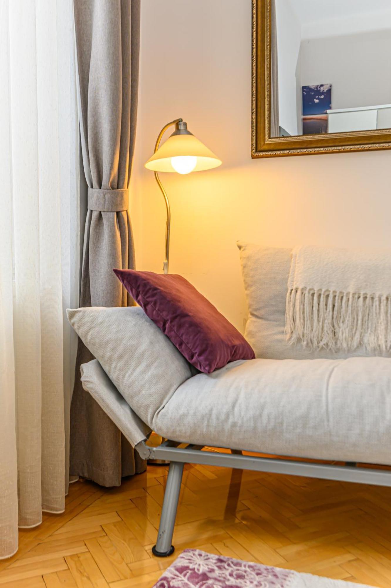 Brasov Centrul Vechi - 67Sqm - 2Min To Counsel Square Apartment Exterior photo